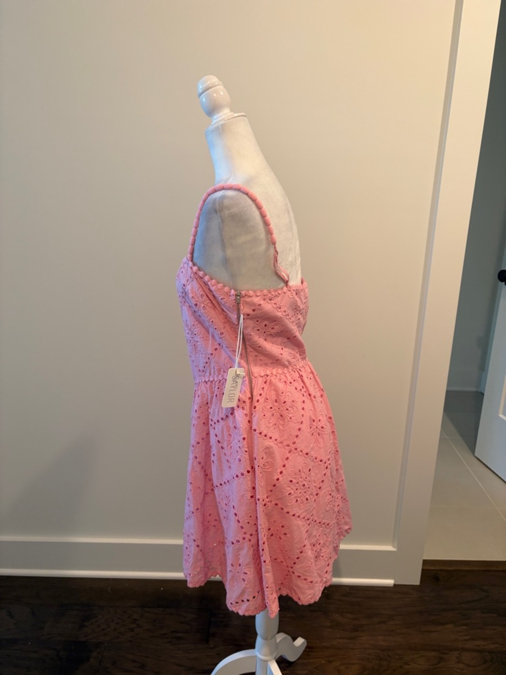 New With Tags Saylor Miriam Eyelet Dress Sz M - Picture 6 of 11